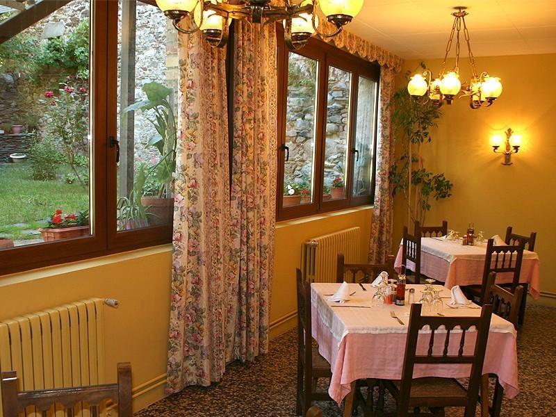Hotel Fonda Agusti Esterri d'Àneu Zewnętrze zdjęcie