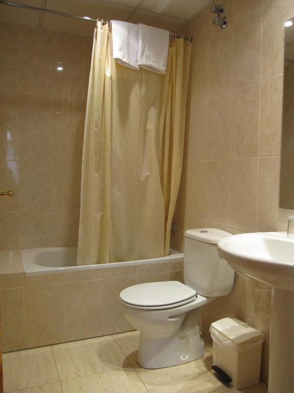 Hotel Fonda Agusti Esterri d'Àneu Pokój zdjęcie